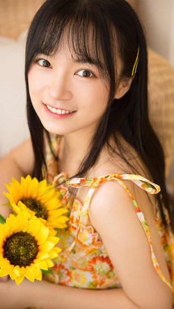 年轻漂亮少妇私密精油按摩保养功能展示